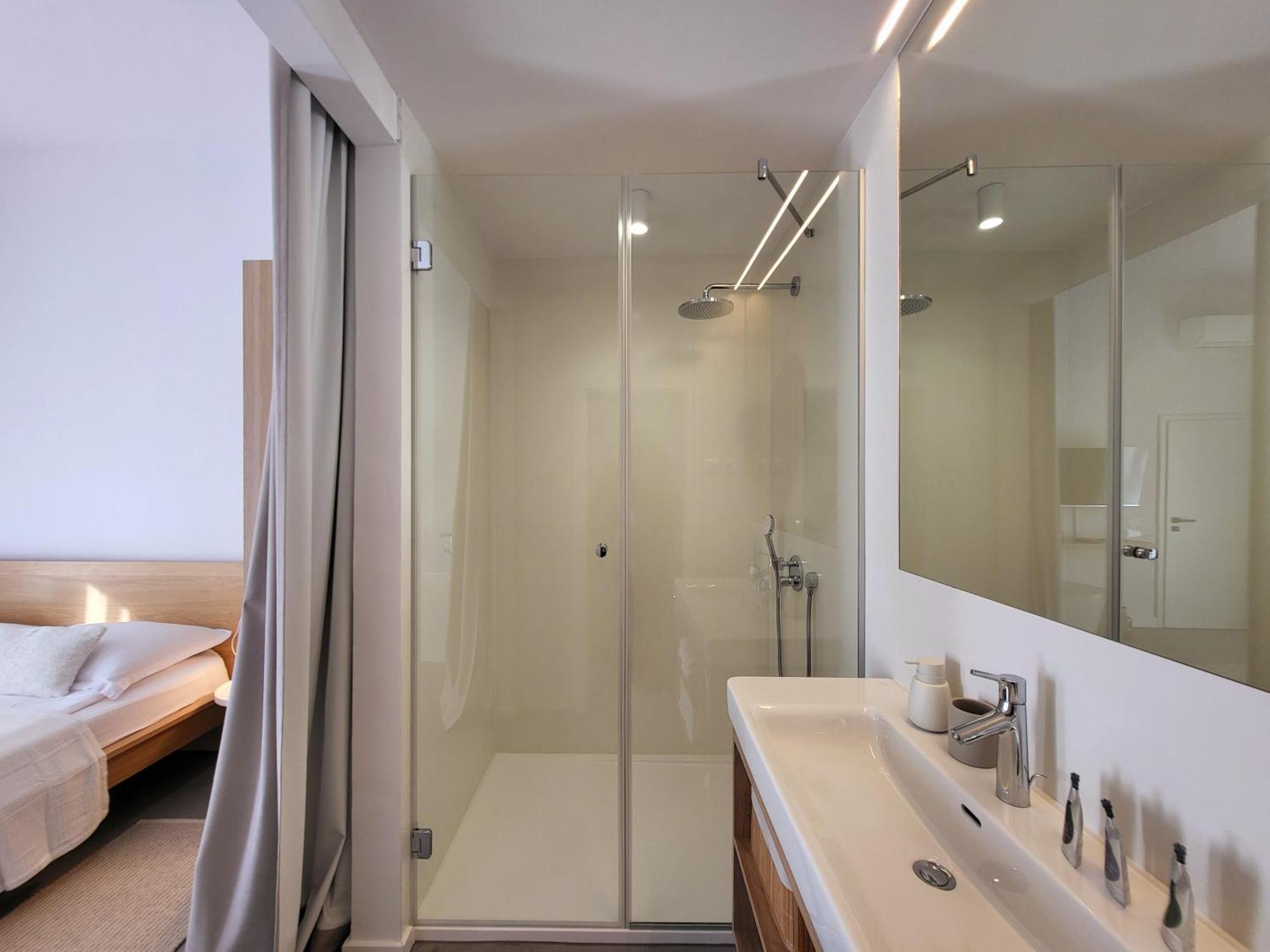 Firefly Luxury Apartment With Private Whirlpool Задар Екстер'єр фото
